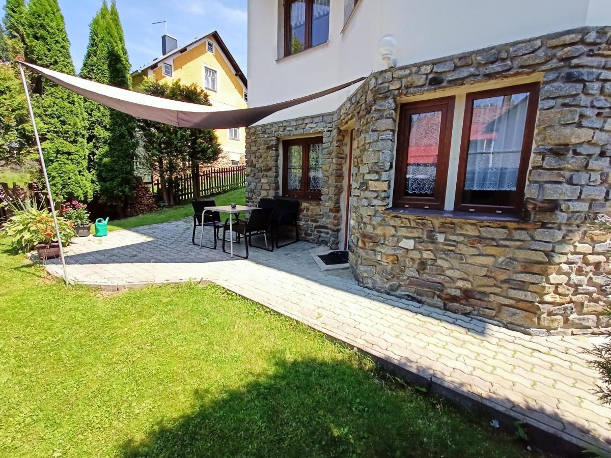 Apartmany Zelezna Ruda Bagian luar foto