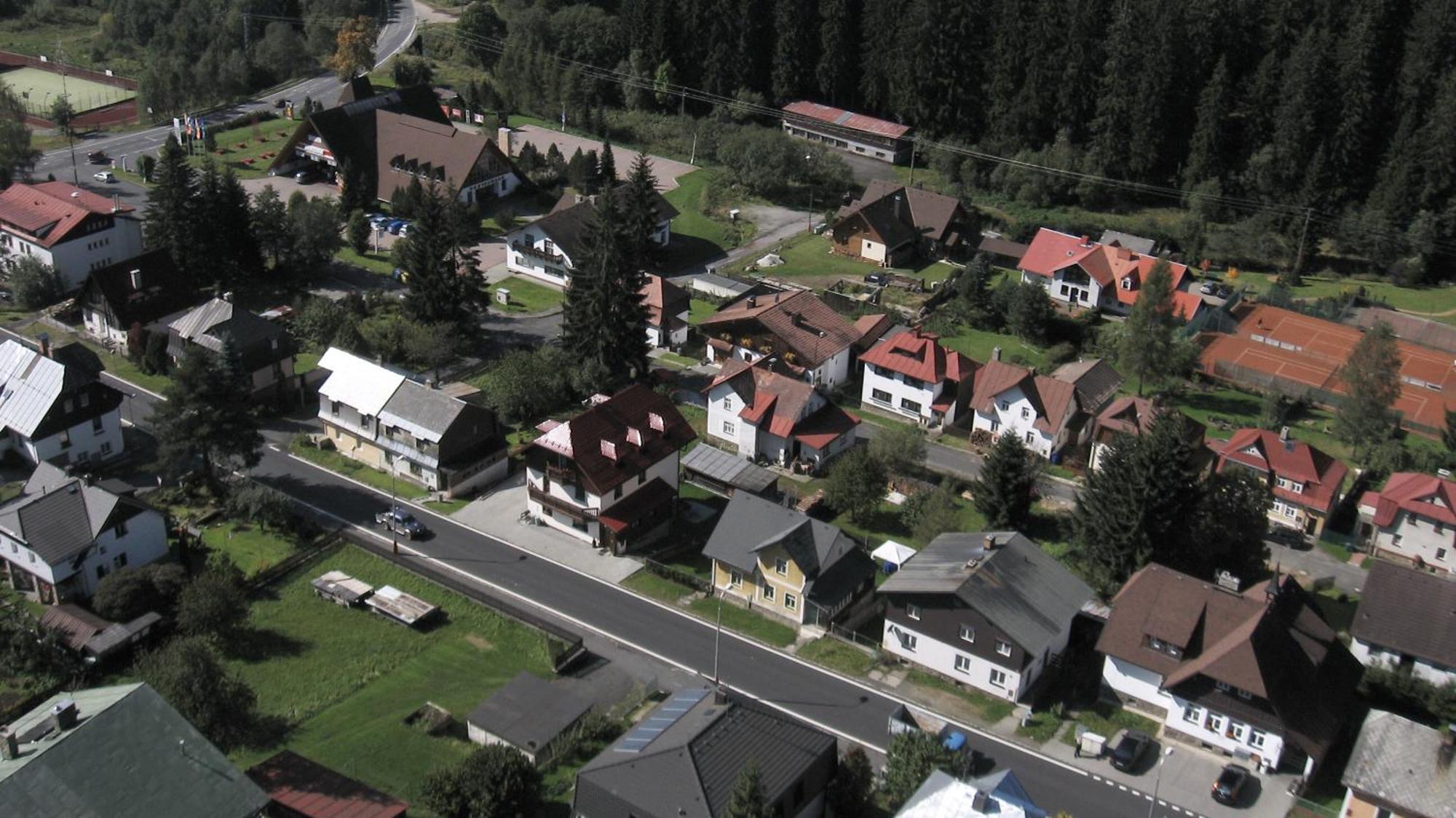 Apartmany Zelezna Ruda Bagian luar foto